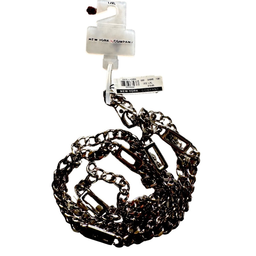Women’s silver belt. In my opinion, this can be used as a beautiful necklace.